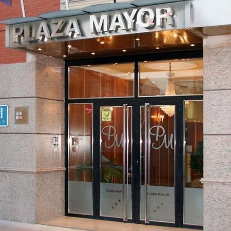 托雷洪-德阿尔多斯 马约尔广场旅馆酒店 外观 照片